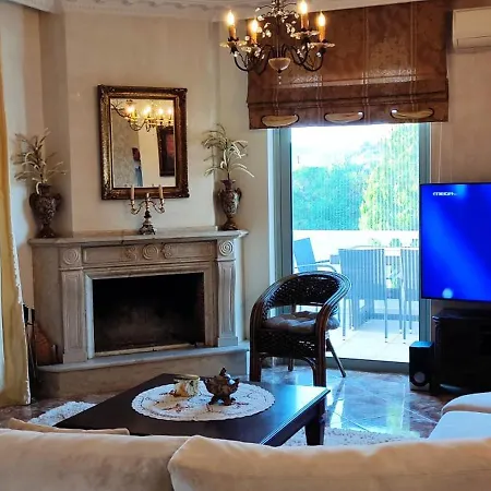 Villa Georgia With Pool Athíkia