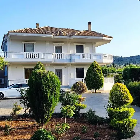 Georgia With Pool Villa Athíkia