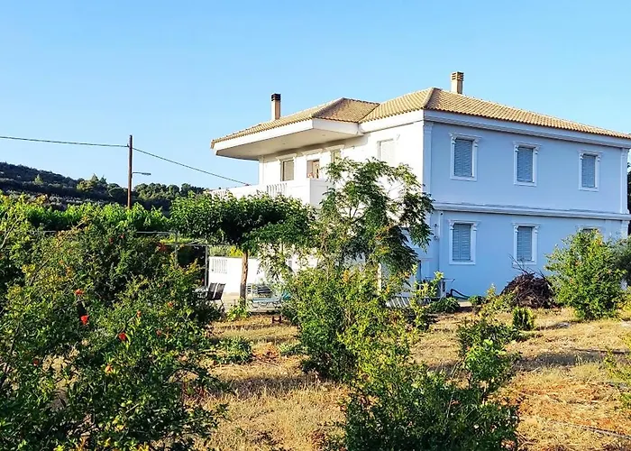 Georgia With Pool Villa Athíkia