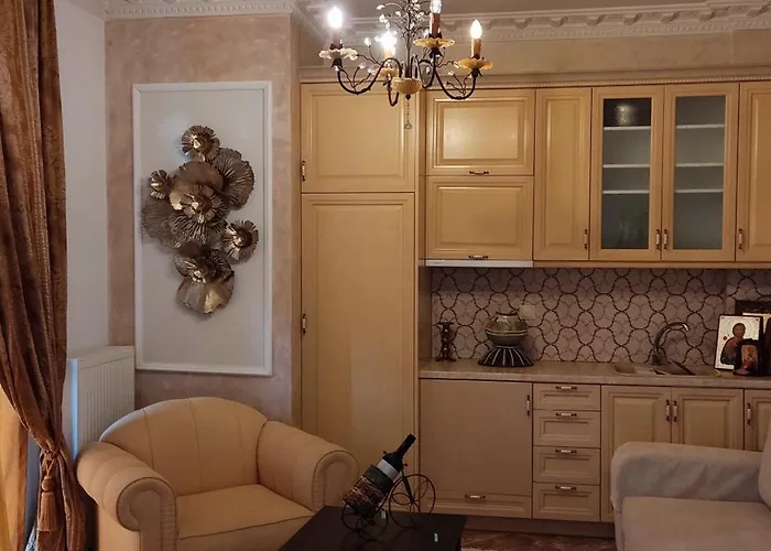 Georgia With Pool Villa *