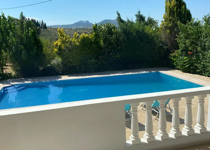 Georgia With Pool Villa *